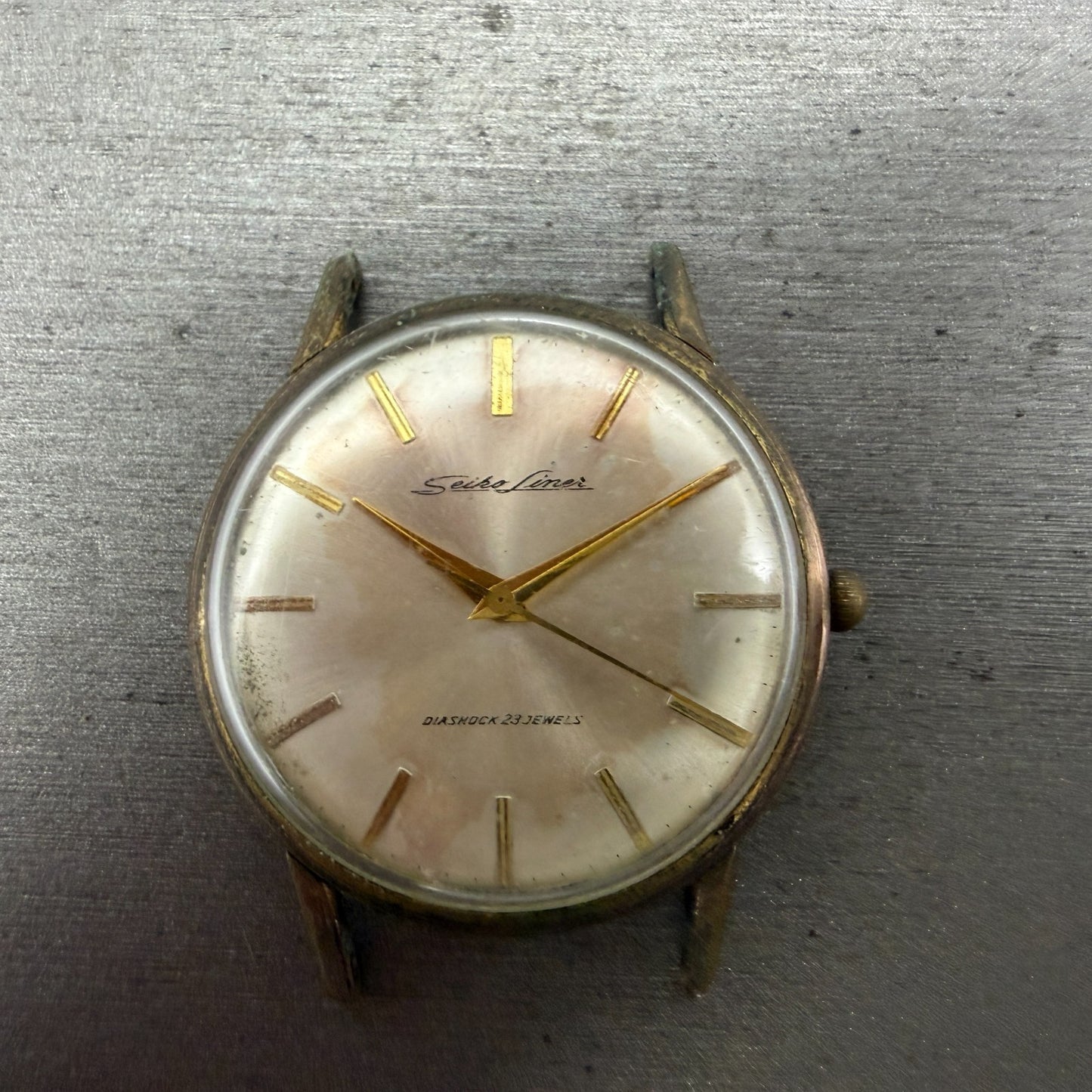Seiko Liner Watch Men 35mm Silver Dial Gold Tone Round 15010E Manual PARTS VTG0