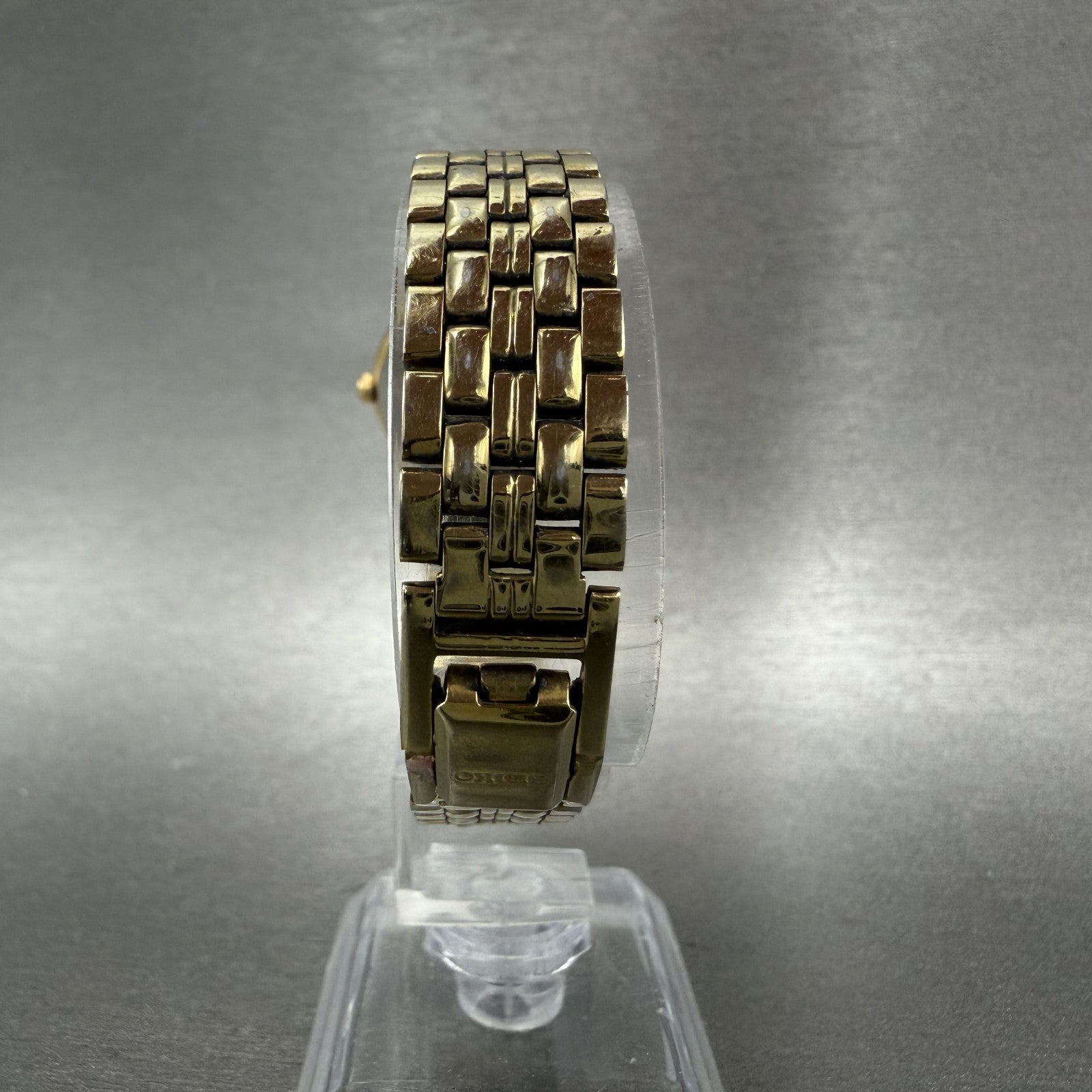 Seiko Watch Women 24mm Champagne Dial Gold Tone Round V7012K00 New Battery7