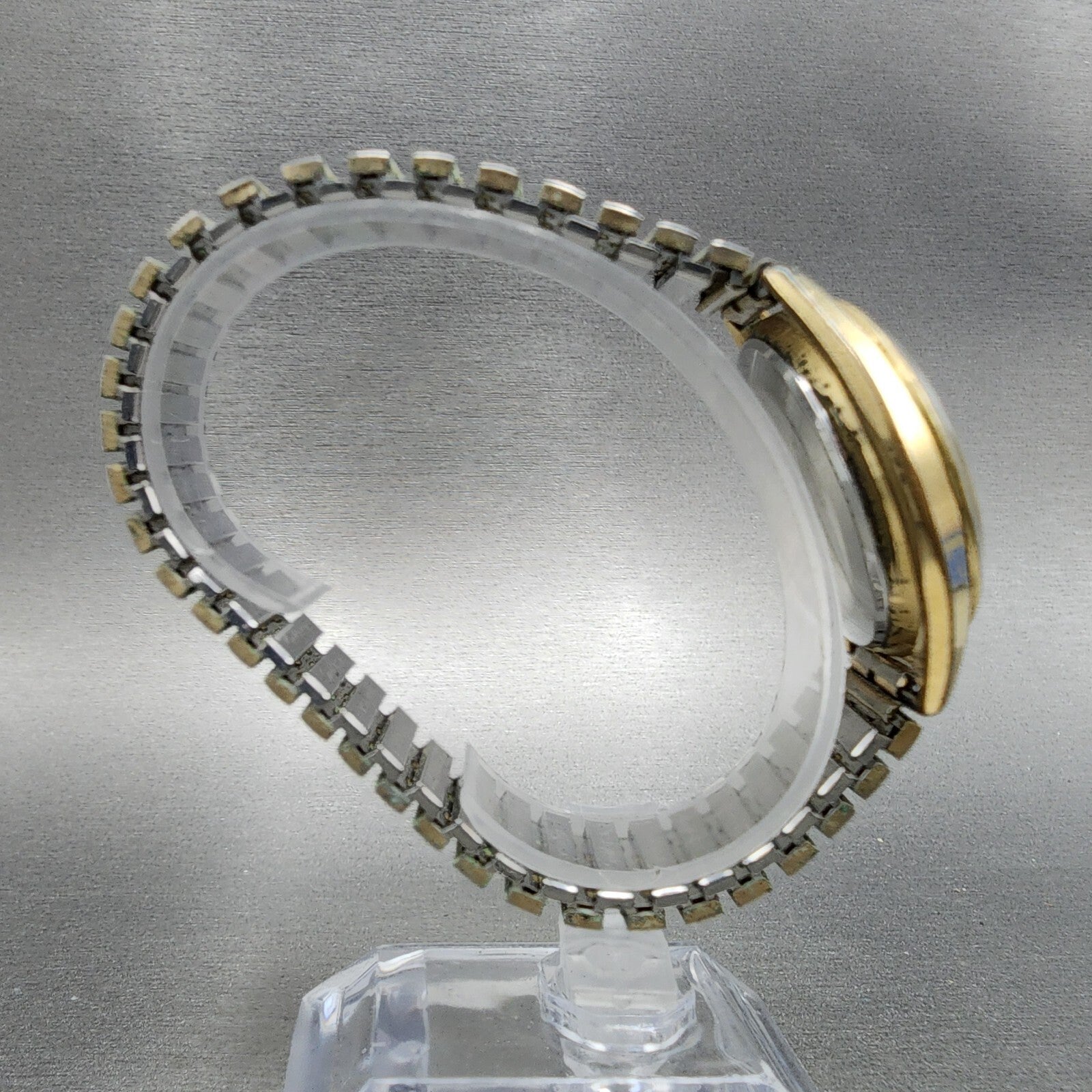 Seiko SQ 4004 Watch Men 37mm Silver Dial Gold Tone Dadyate 09037009 PARTS9