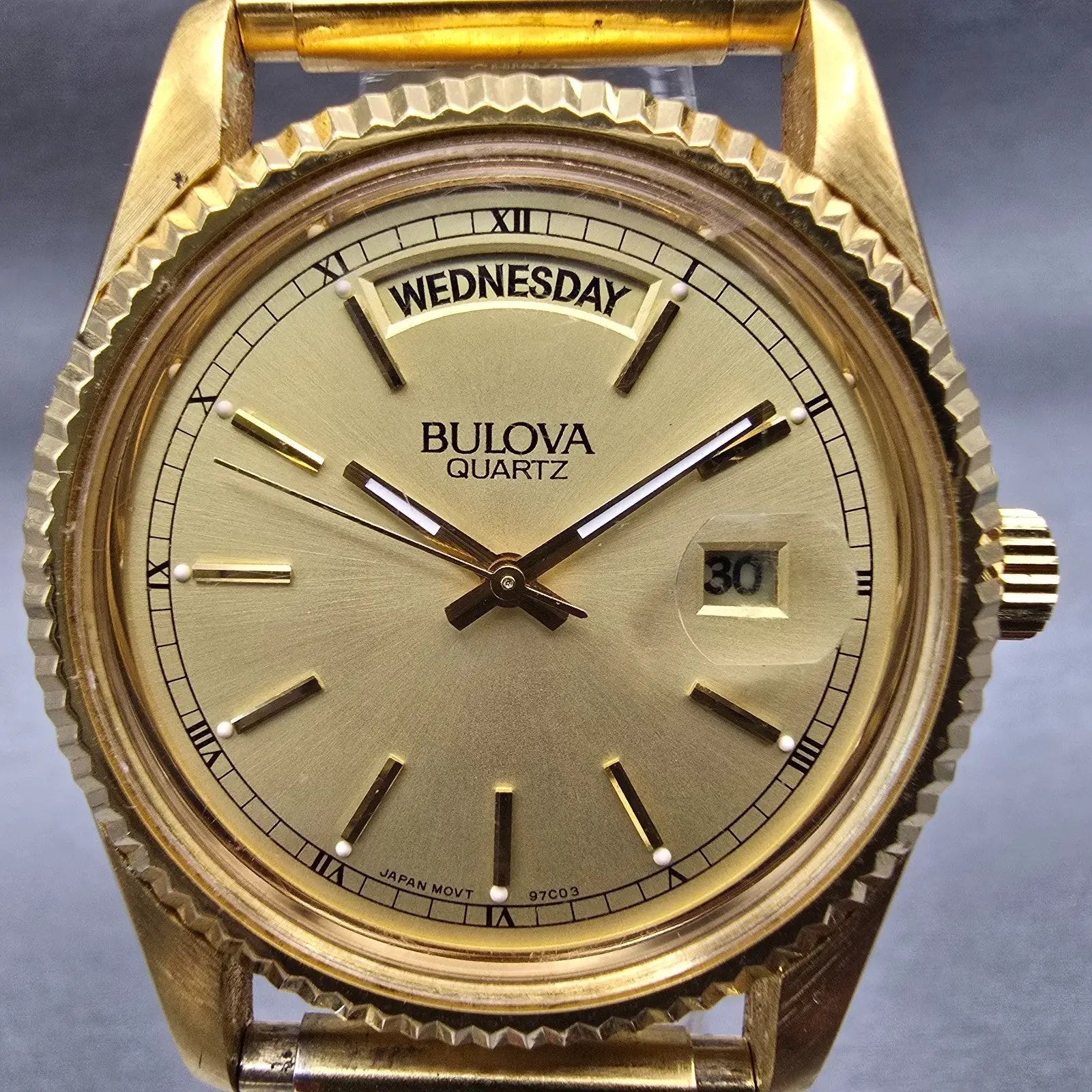 Bulova President Watch Men 36mm Gold Dial Gold Tone Daydate Round 97C03 New Batt1