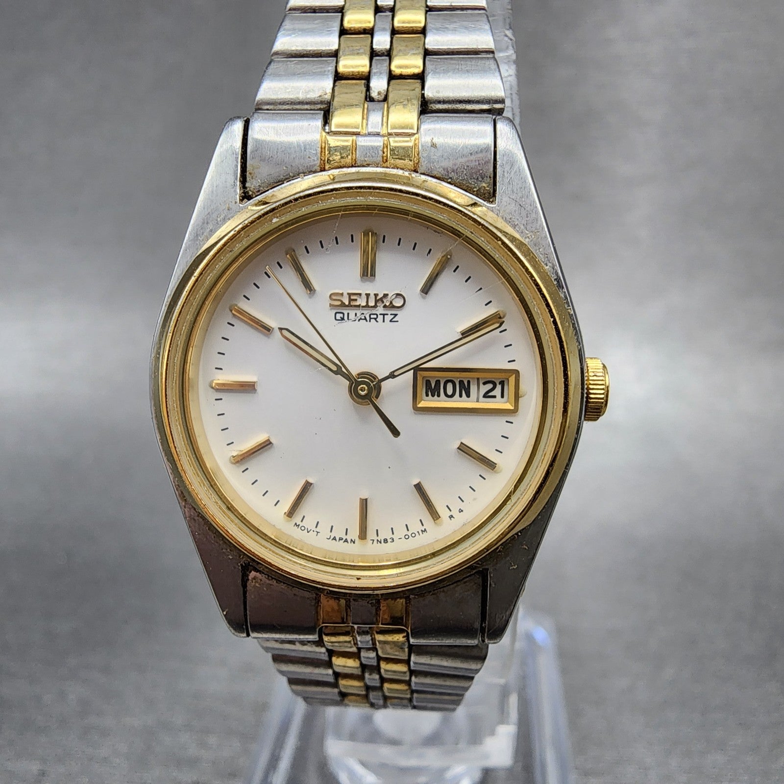 Seiko Watch Women 25mm White Dial Two Tone Daydate 7n830011 Round New Battery0