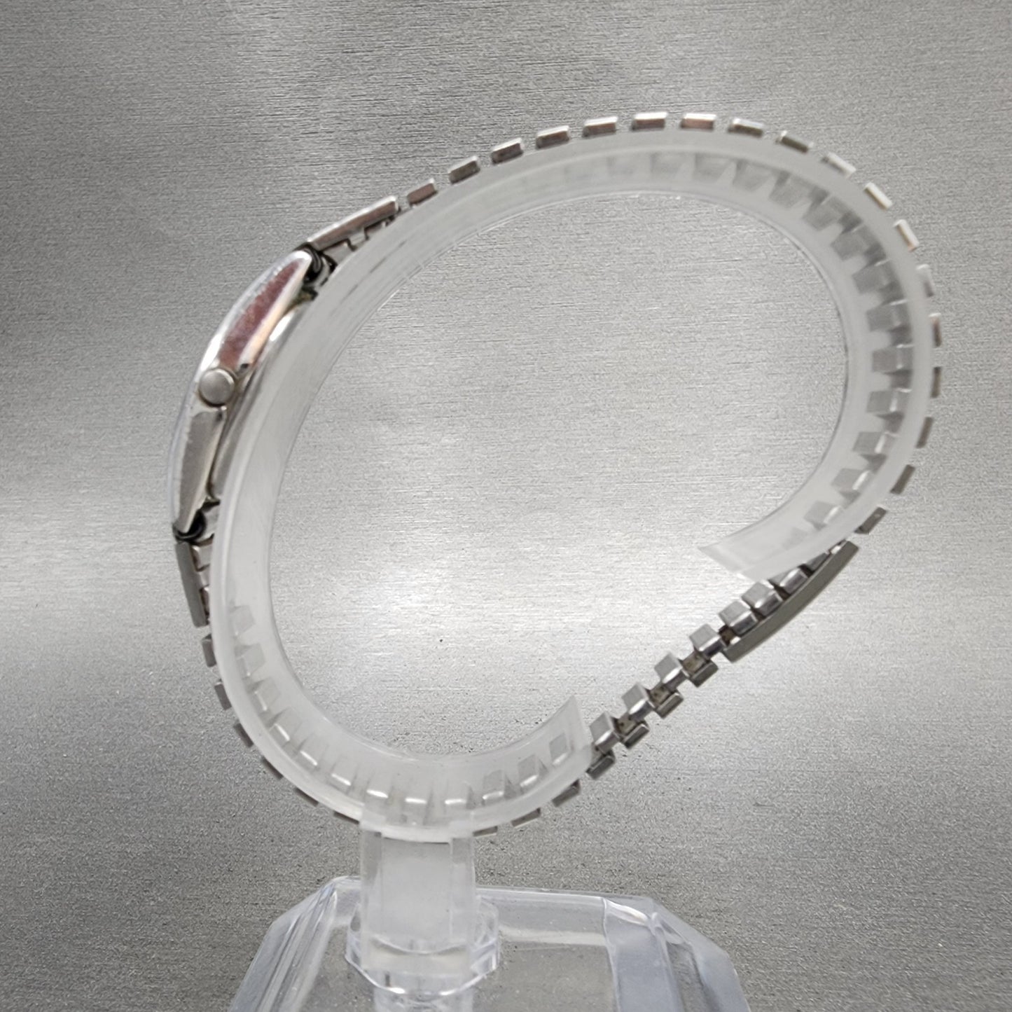 Seiko Watch Women 20mm White Dial Silver Tone Oval 34215019 New Battery VTG6