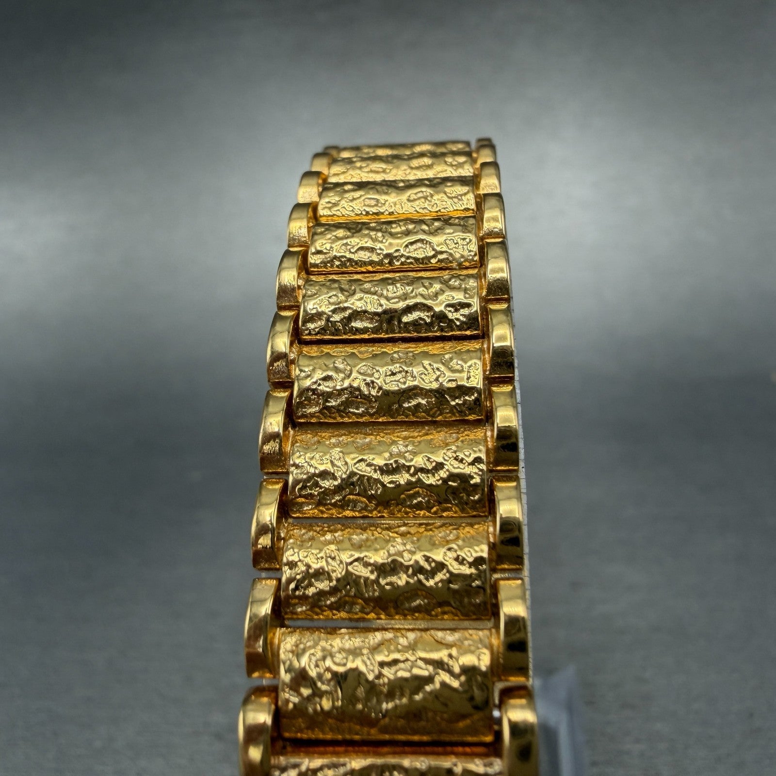 Pulsar Watch Women 15mm Gold Dial Gold Nugget Rectangle Y520-5010 New Batt NOS4