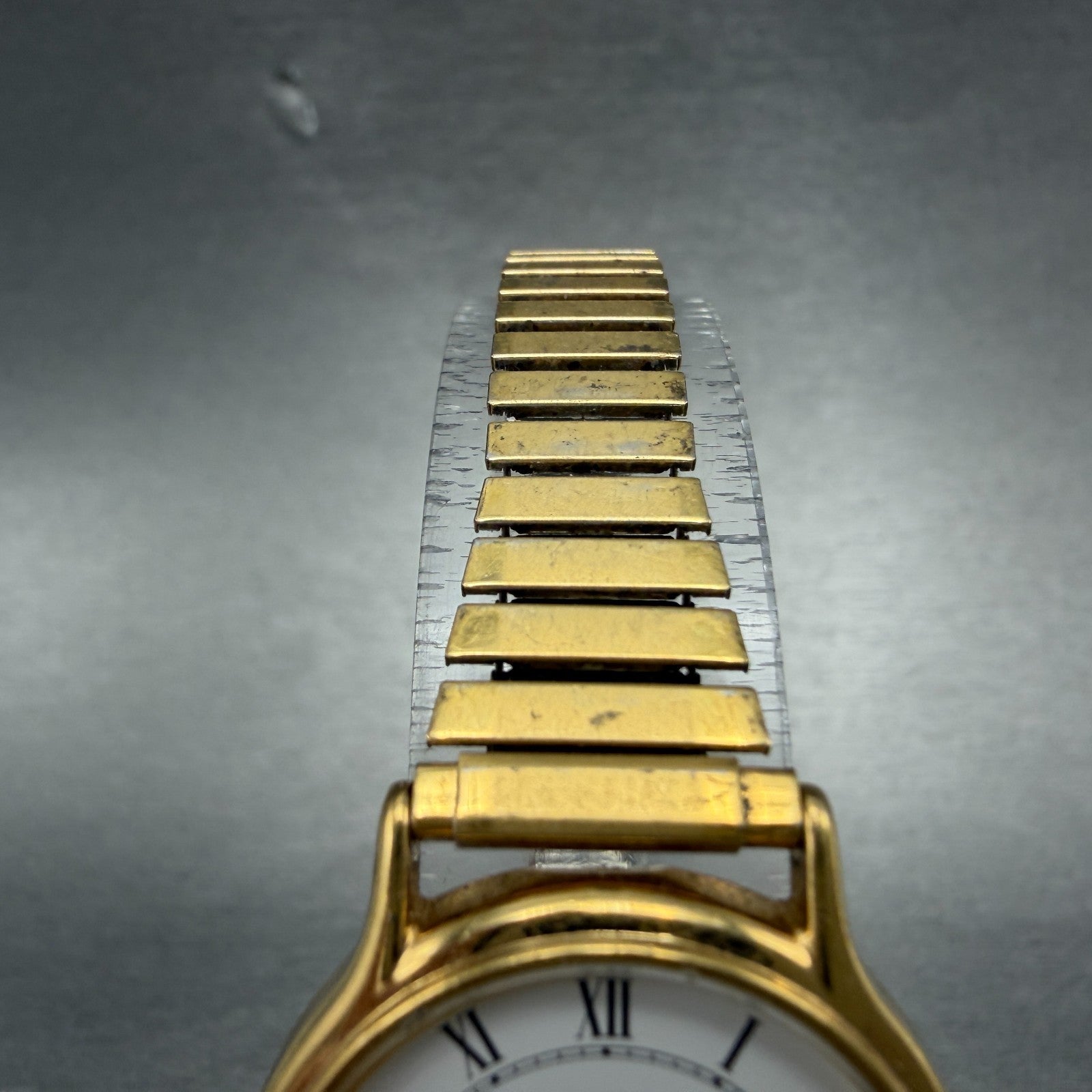 Seiko Watch Women 26mm White Dial Gold Tone Round V700-6091 New Battery Vintage4