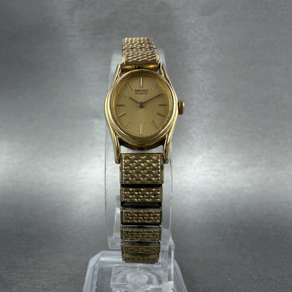 Seiko Watch Women 17mm Champagne Dial Gold Tone Oval 2c205539 New Battery5