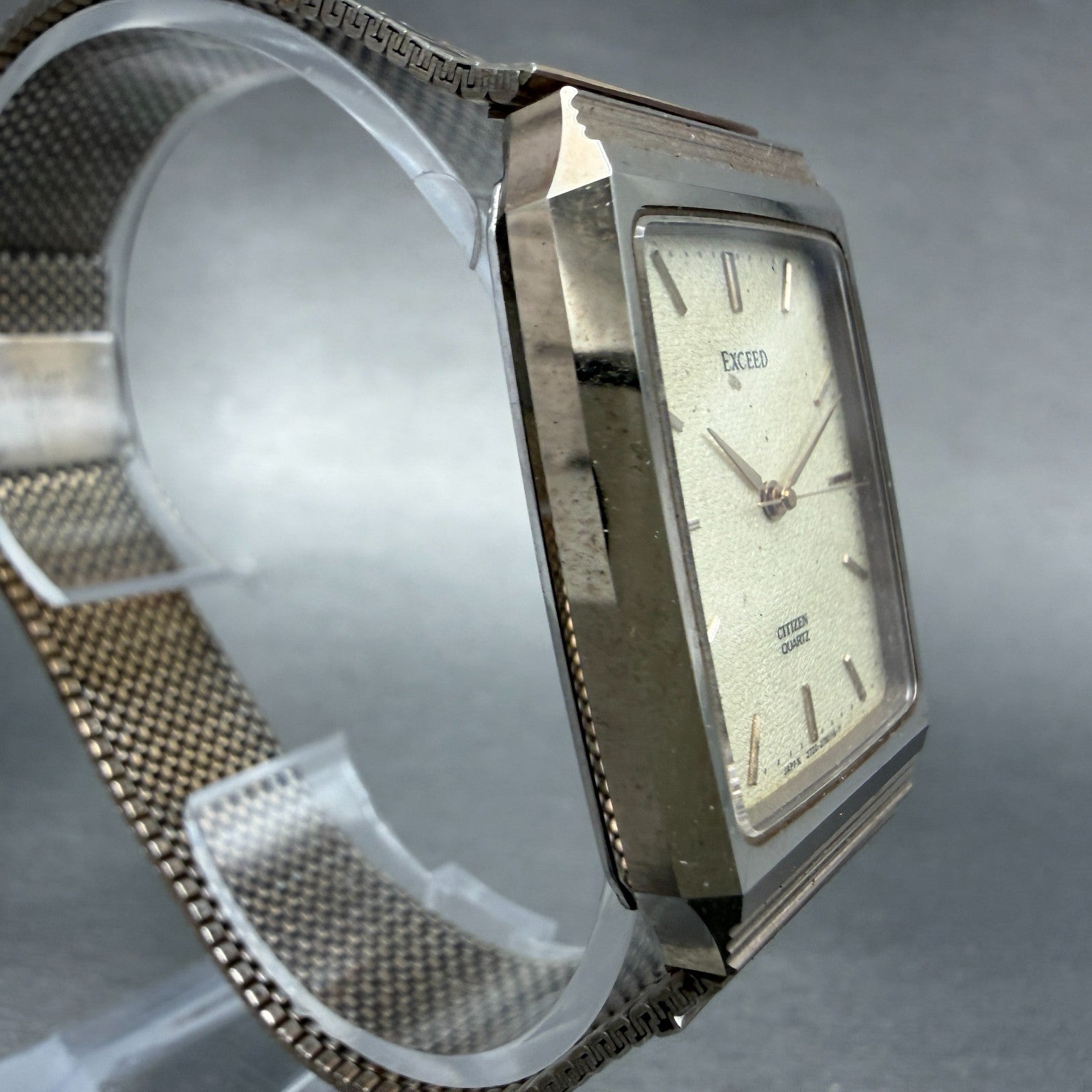 Citizen Exceed Tank Watch Men 28mm Champagne  Dial Gold Tone Octagon New Battery3