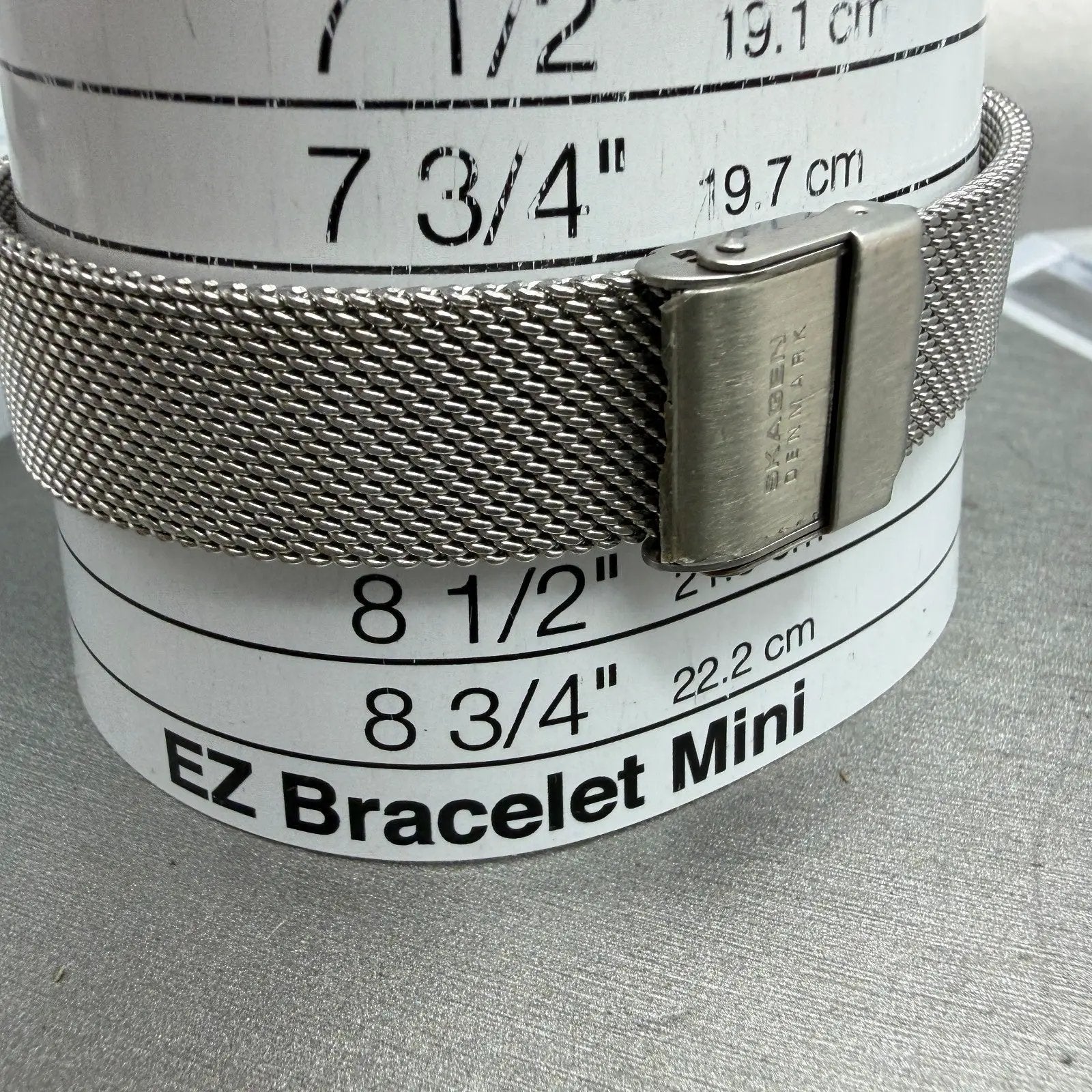 48223013