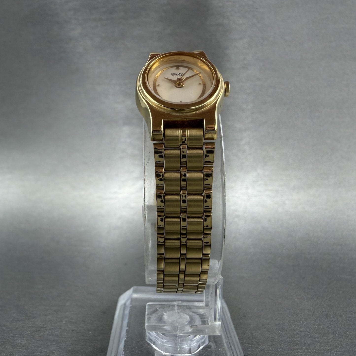 Seiko Watch Women 17mm White Dial Gold Tone Oval V4015109 New Battery VTG BAC5