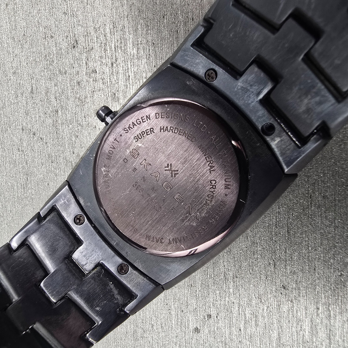Skagen Watch Men 34mm Brown Dial Titanium Daydate Rectangle 396LTMXD New Battery10