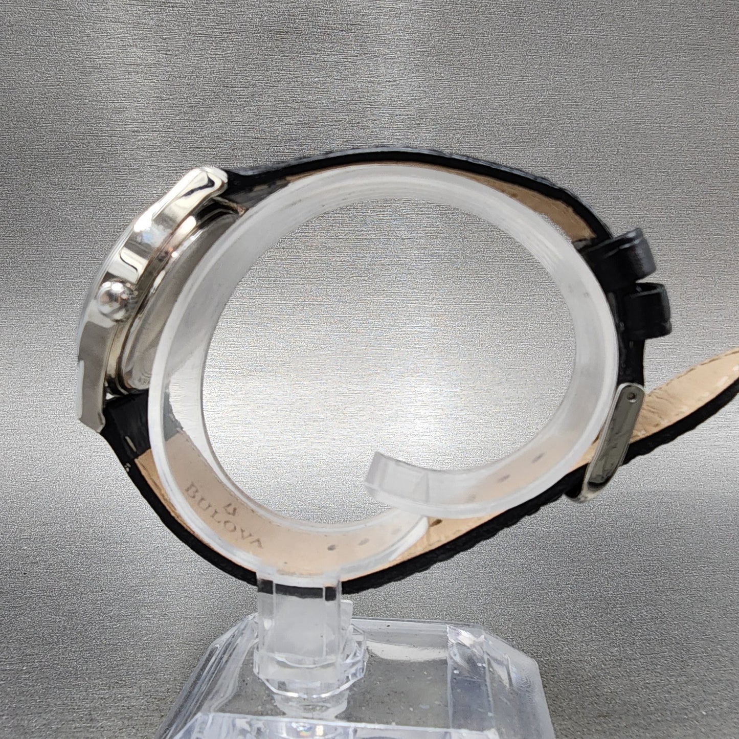 Bulova Watch Women 30mm Silver Dial Silver Tone Round 96T58 New Battery6