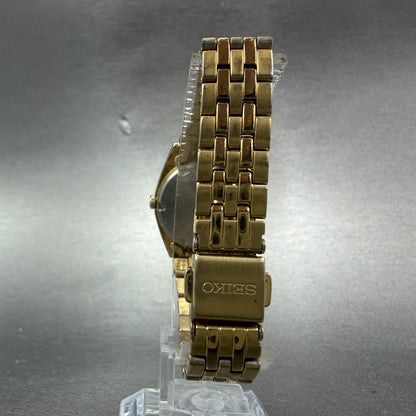 Seiko Watch Women 24mm White Dial Gold Tone Daydate 7N83-0011 New Battery7