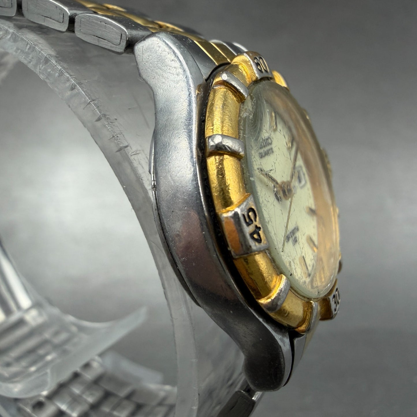 Seiko Sports 50 Watch Women 25mm Luminous Dial Two Tone Date Round New BatteryAB3