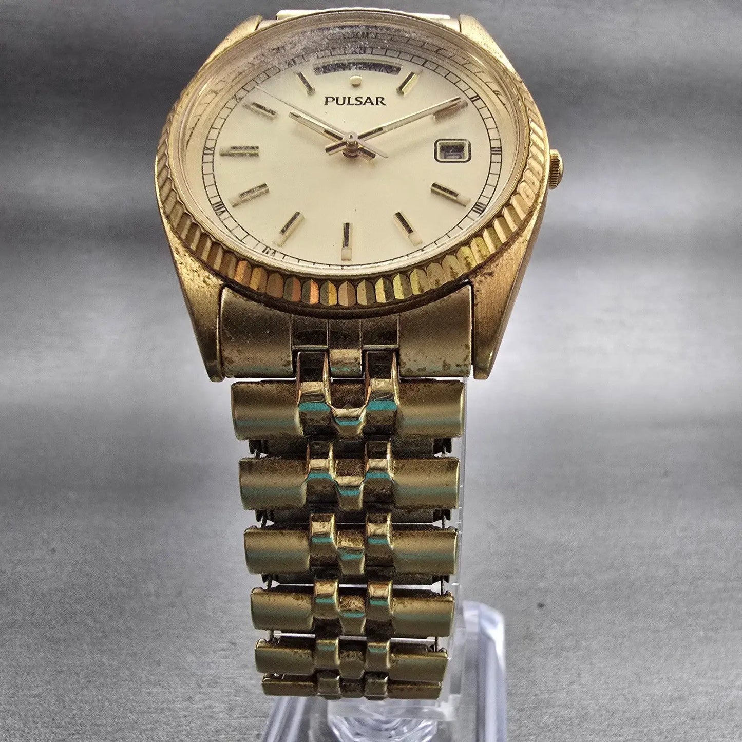 Seiko Pulsar Watch Men 35mm Champagne Dial Gold Tone Daydate V744-X004 New Batt5
