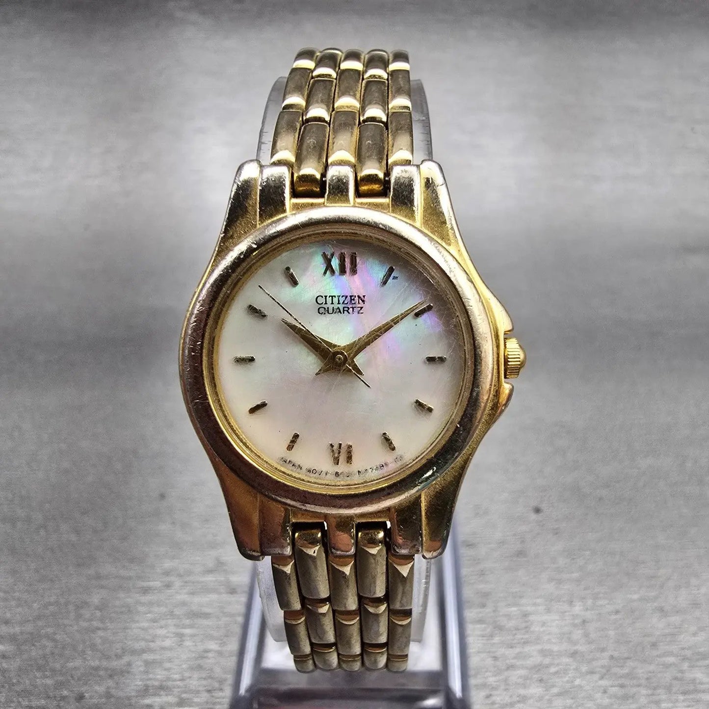 Citizen Watch Women 24mm MOP Dial Gold Tone Round 8031-S52543 New Battery VTG0