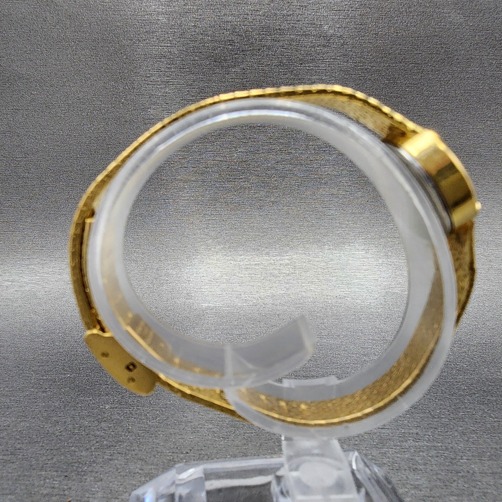 Gruen Watch Women 18mm Gold Dial Gold Tone Round Mesh band New Battery7