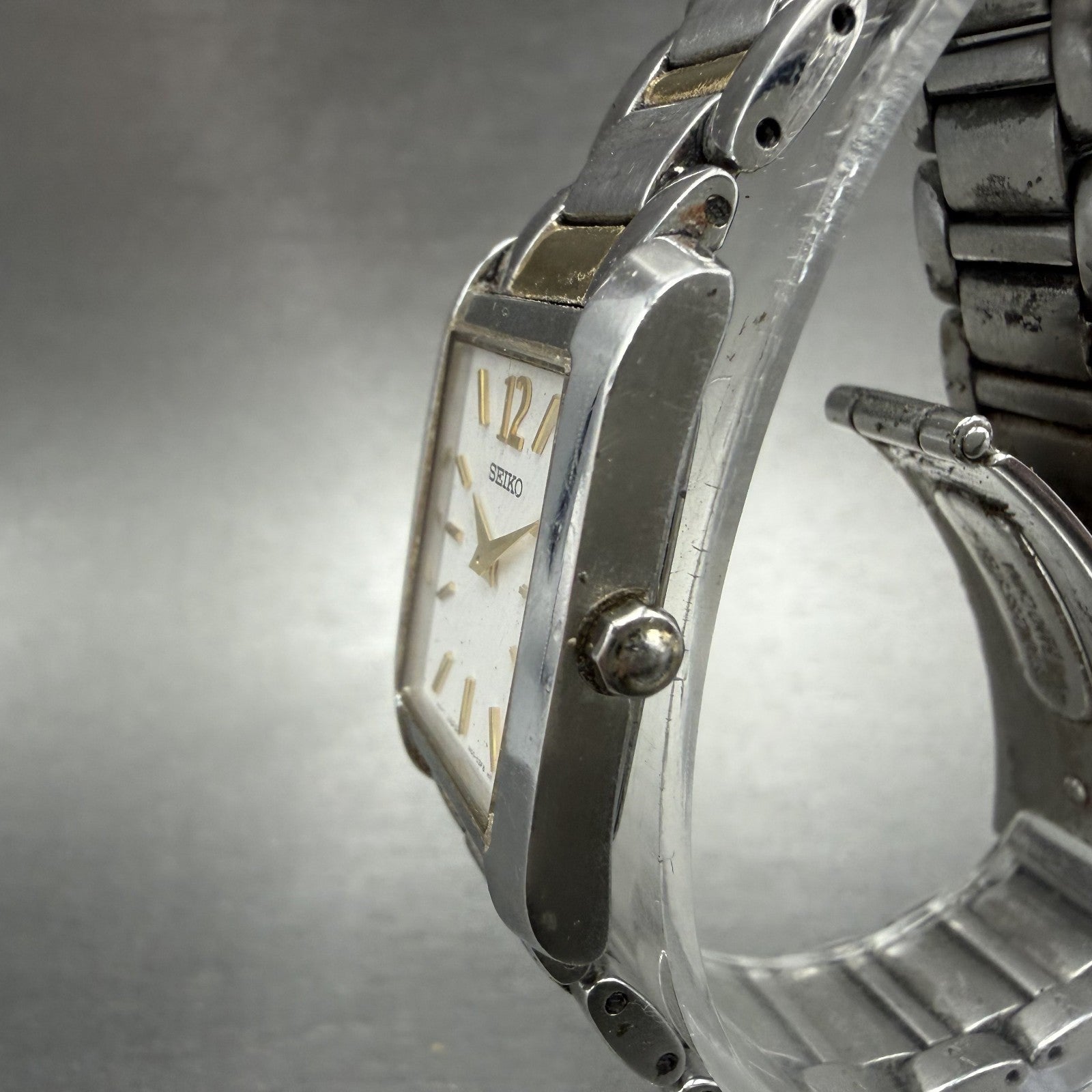Seiko Tank Watch Women 21mm White Dial Two Tone Rectangle 1N00-0RT0 New Battery2