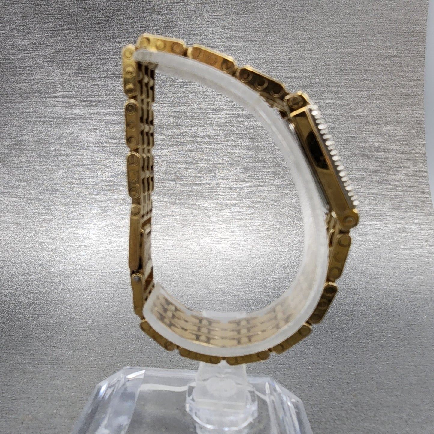 Bulova Tank Watch Women 14mm Gold Dial Gold Tone Diamond Bezel 90F26 New Battery8