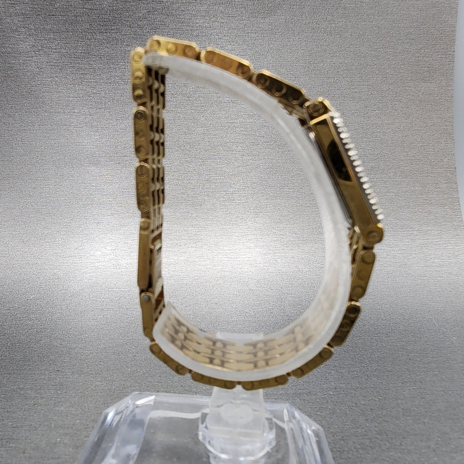Bulova Tank Watch Women 14mm Gold Dial Gold Tone Diamond Bezel 90F26 New Battery8