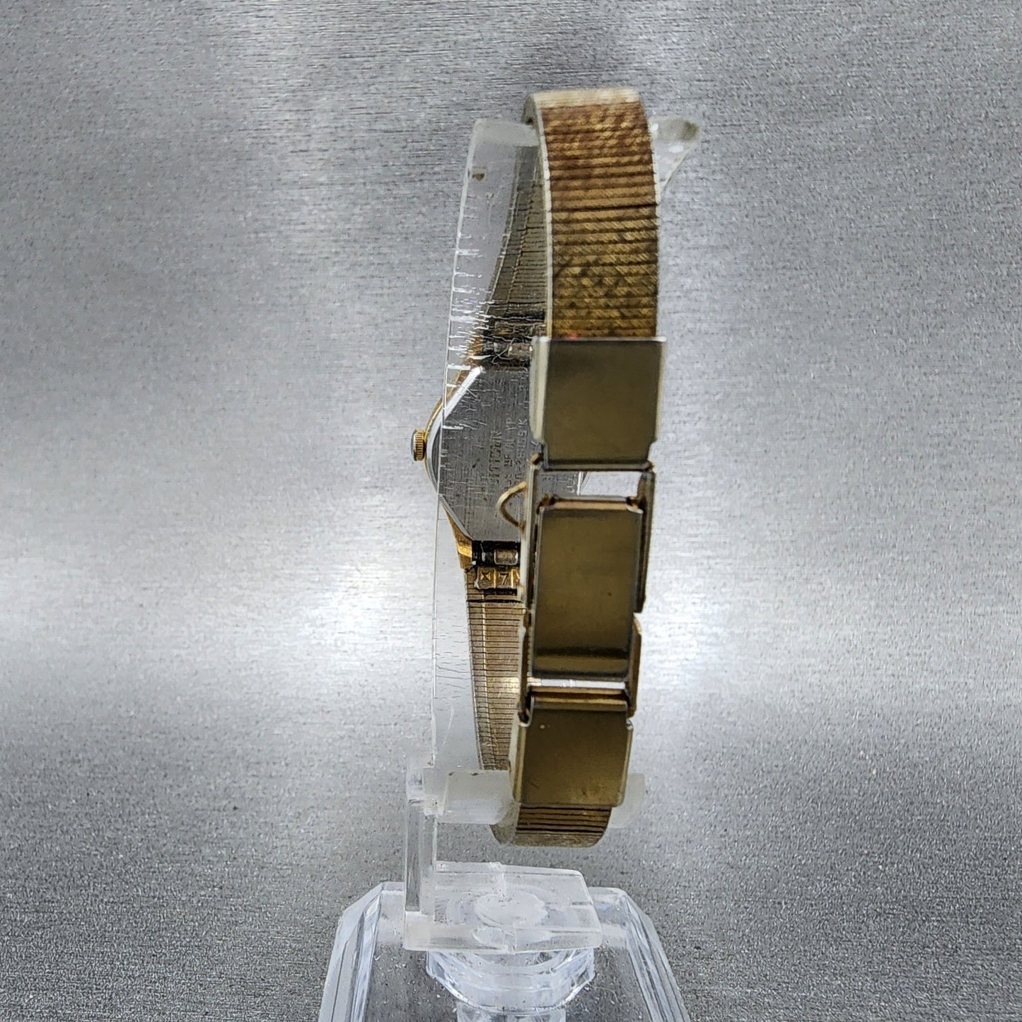 Citizen CQ Watch Women 18mm Champagne Dial Gold Tone 2030202791 New Battery7