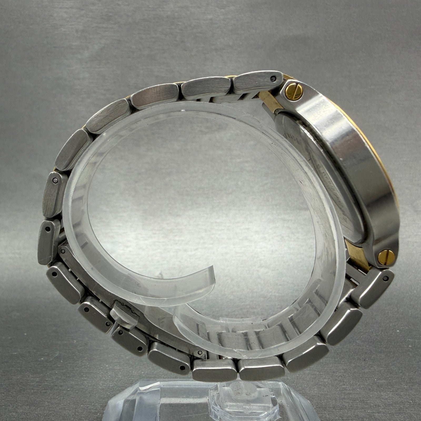 Gucci 8900M Watch Men 35mm Silver Dial Two Tone Date Round New Battery Vintage8
