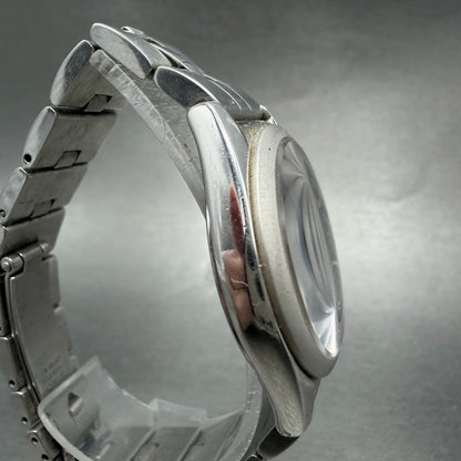 Seiko Lukia Watch Women 32mm Black Dial Silver Tone Daydate 5Y89-0A10 NewBattery3