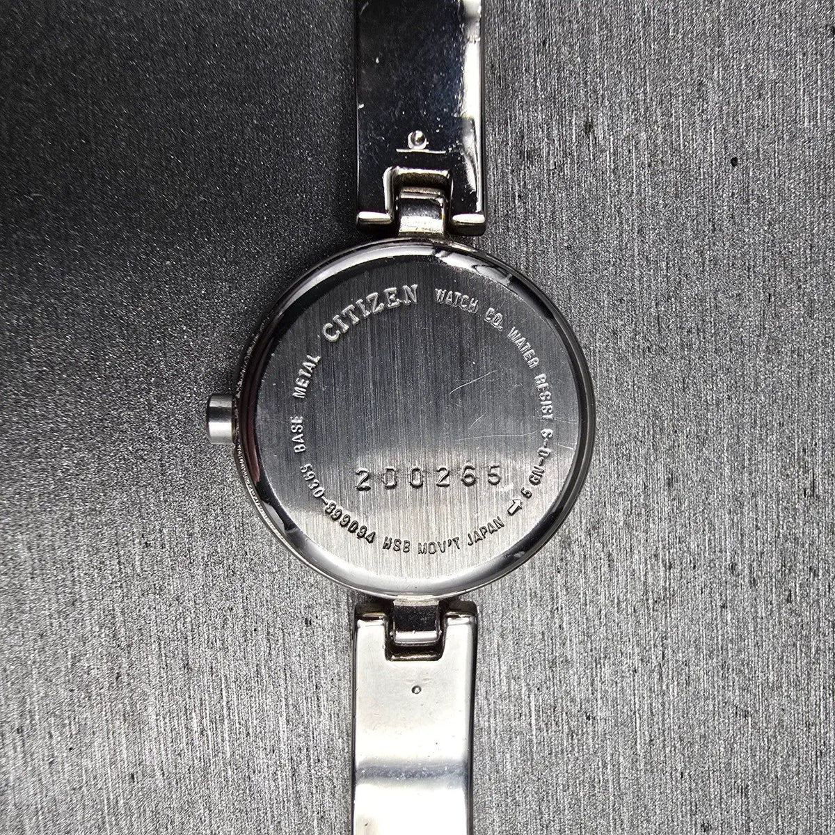 Citizen Watch Women 22mm Ivory Dial Silver Tone Round 5930-899094 New Battery12
