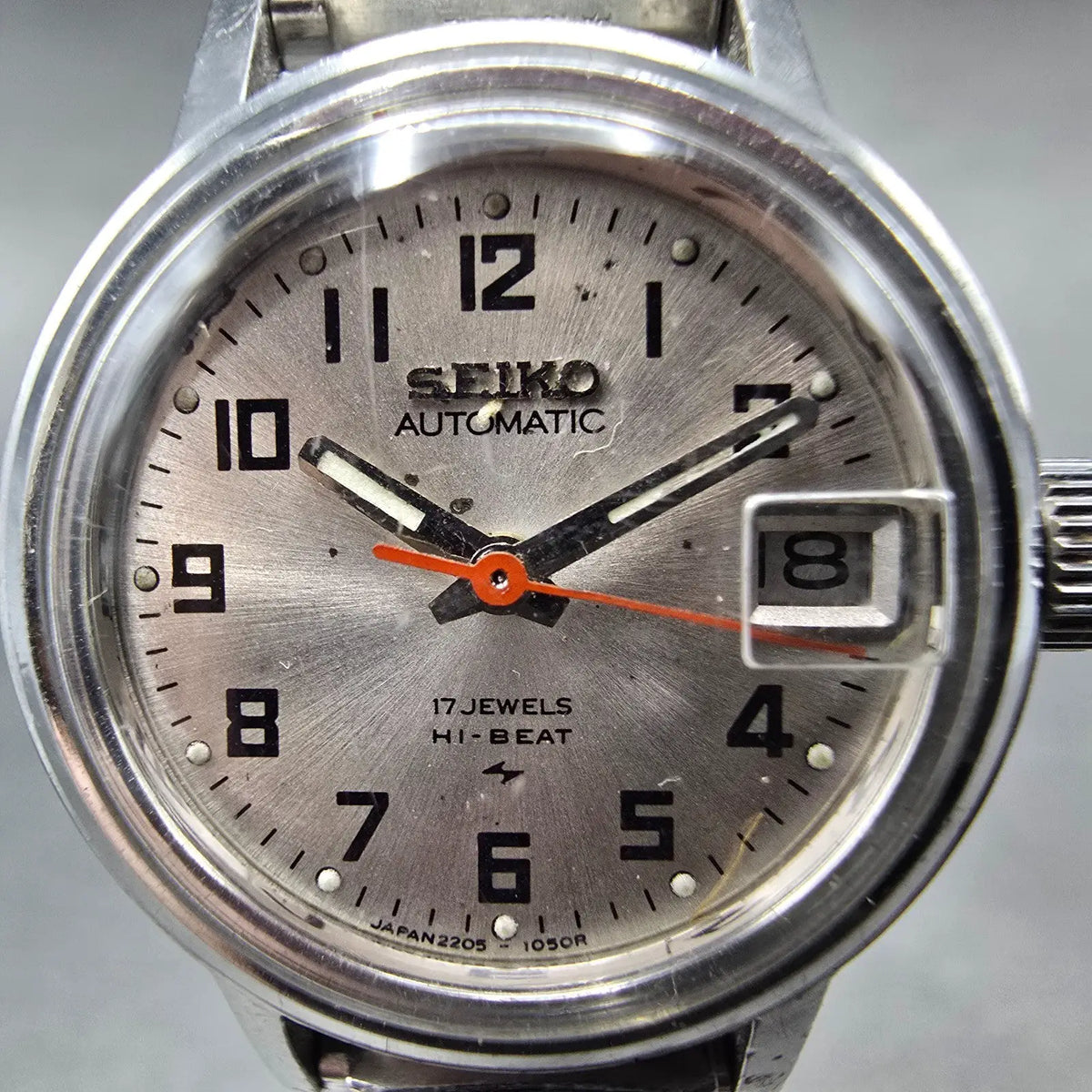 Seiko Automatic Watch Women 24mm Silver Dial Silver Tone Date 2205-0599 PARTS JP2