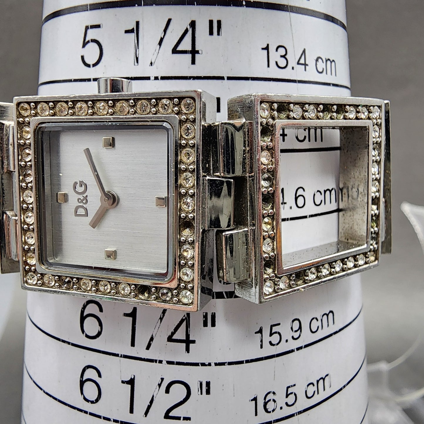 Dolce & Gabbana Tank Watch Women 21mm Silver Dial Steel Crystal Accent New Batt12