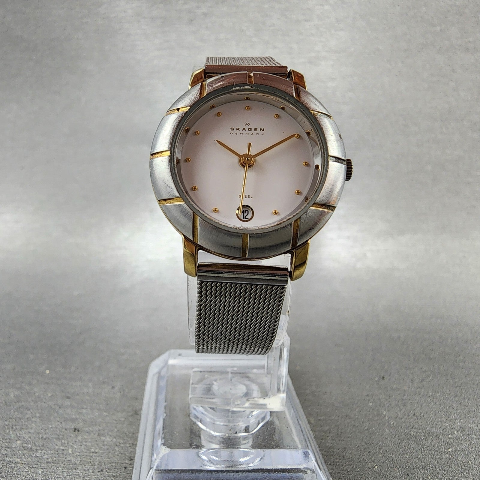 Skagen Watch Women 26mm White Dial Two Tone Round 3SGS Mesh Band New Battery5