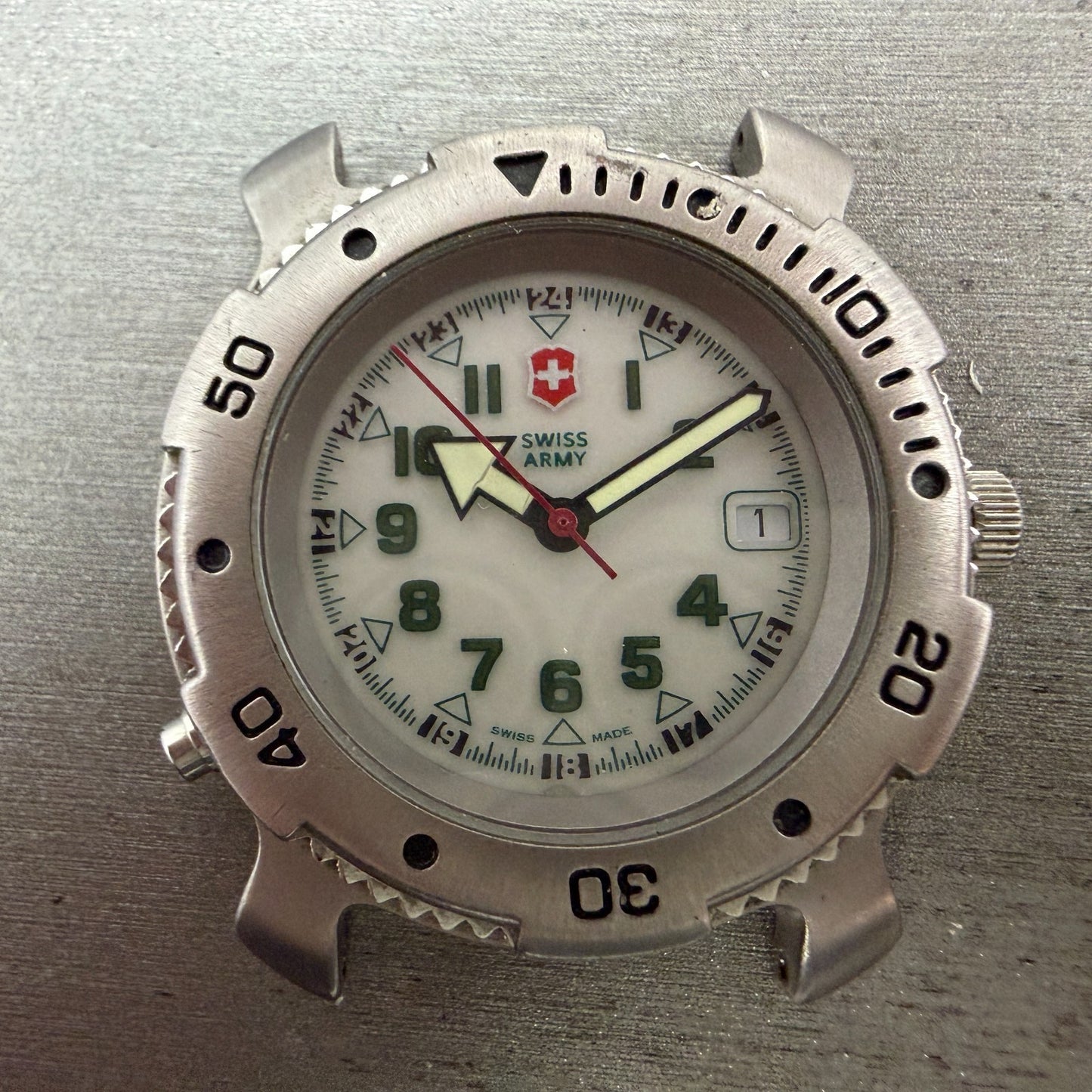 Swiss Army Sports Line Watch Men 37mm White Dial Silver Tone Date Backlight PART2