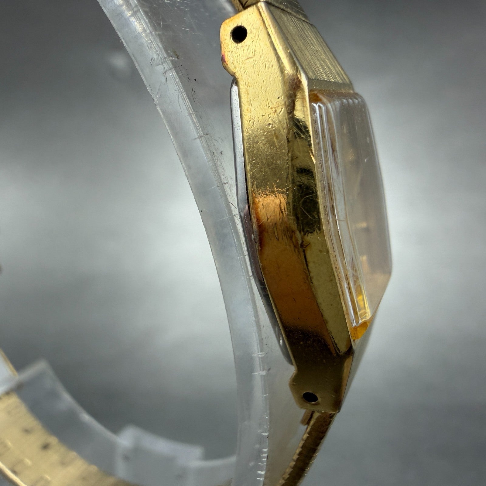 Seiko Watch Women 18mm Gold Dial Gold Tone Hexagon 2C20-5790 New Battery KL93