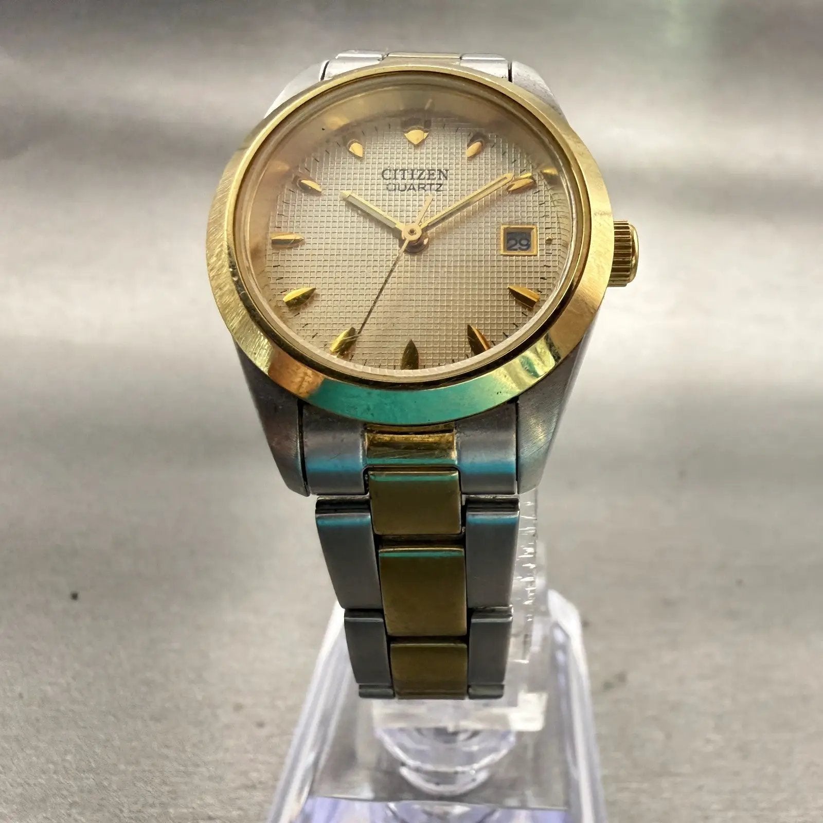 Citizen Watch Women 26mm Champagne Dial Two Tone Date Round 1012-S99418 New Batt5