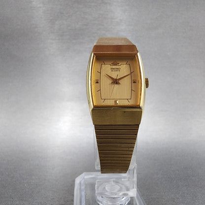 Seiko Watch Women 19mm Champagne Dial Gold Tone Rectangle 8Y215020 New Batt B125
