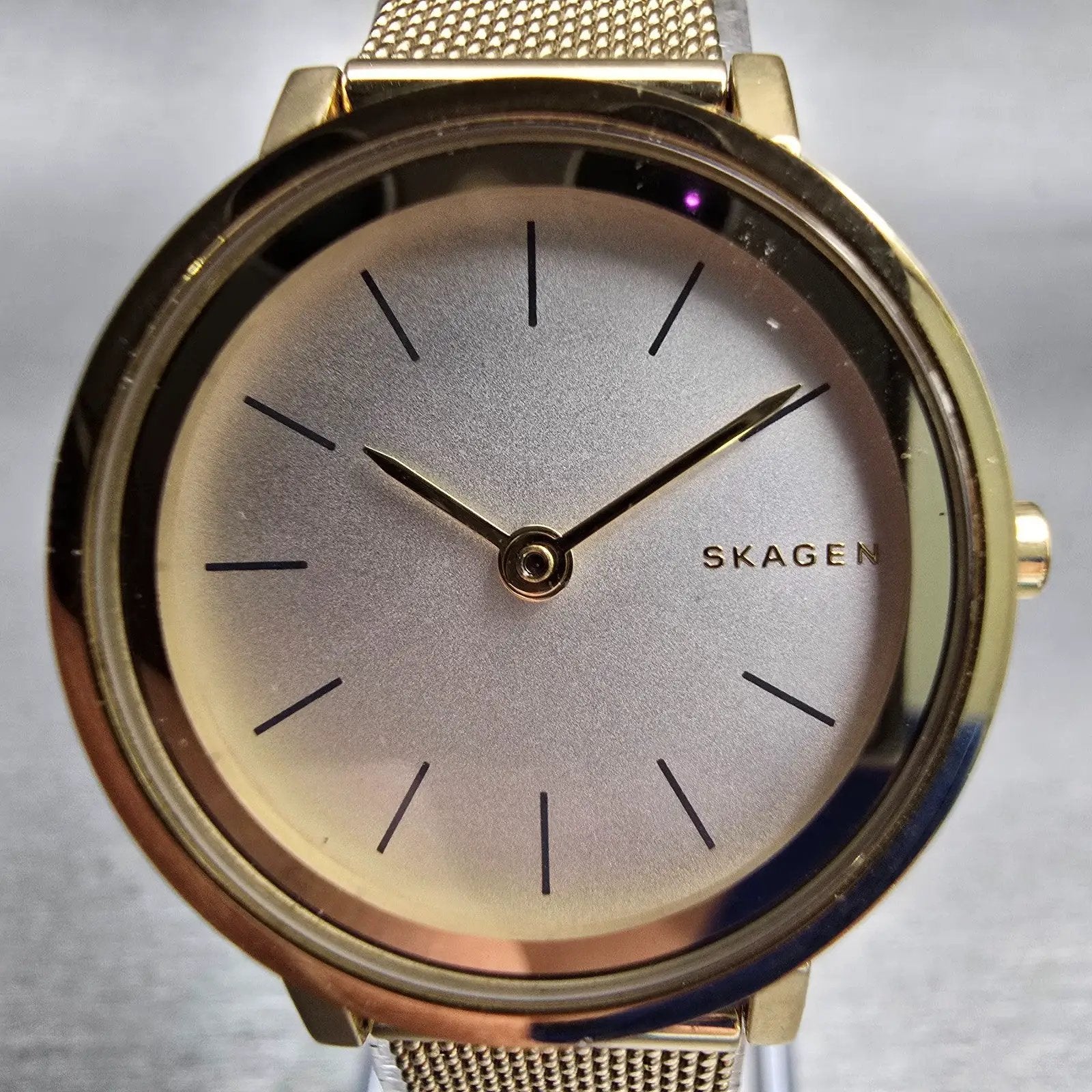 Skagen Hald Watch Women 26mm White Dial Gold Tone Round SKW2443 New Battery1