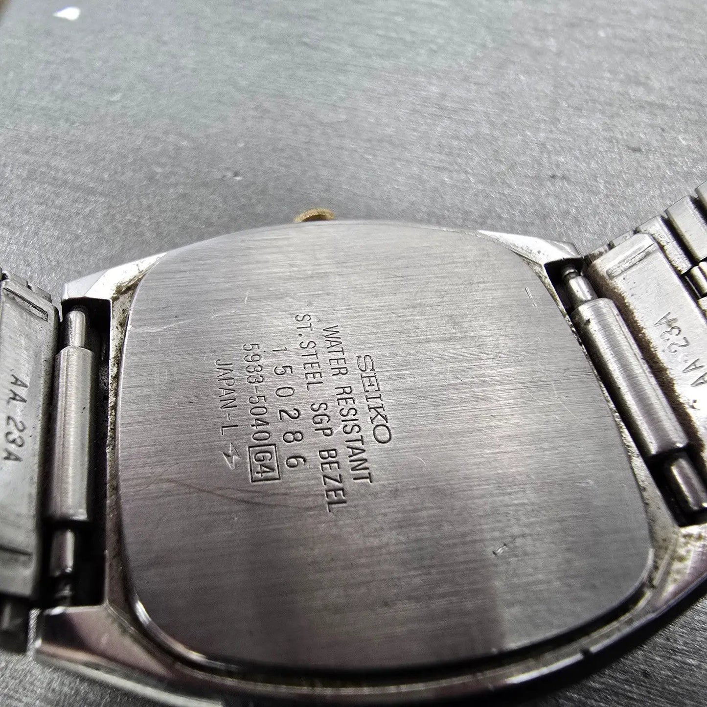 Seiko Watch Men 32mm Champagne Dial Two Tone Daydate 5933-5040 PARTS10