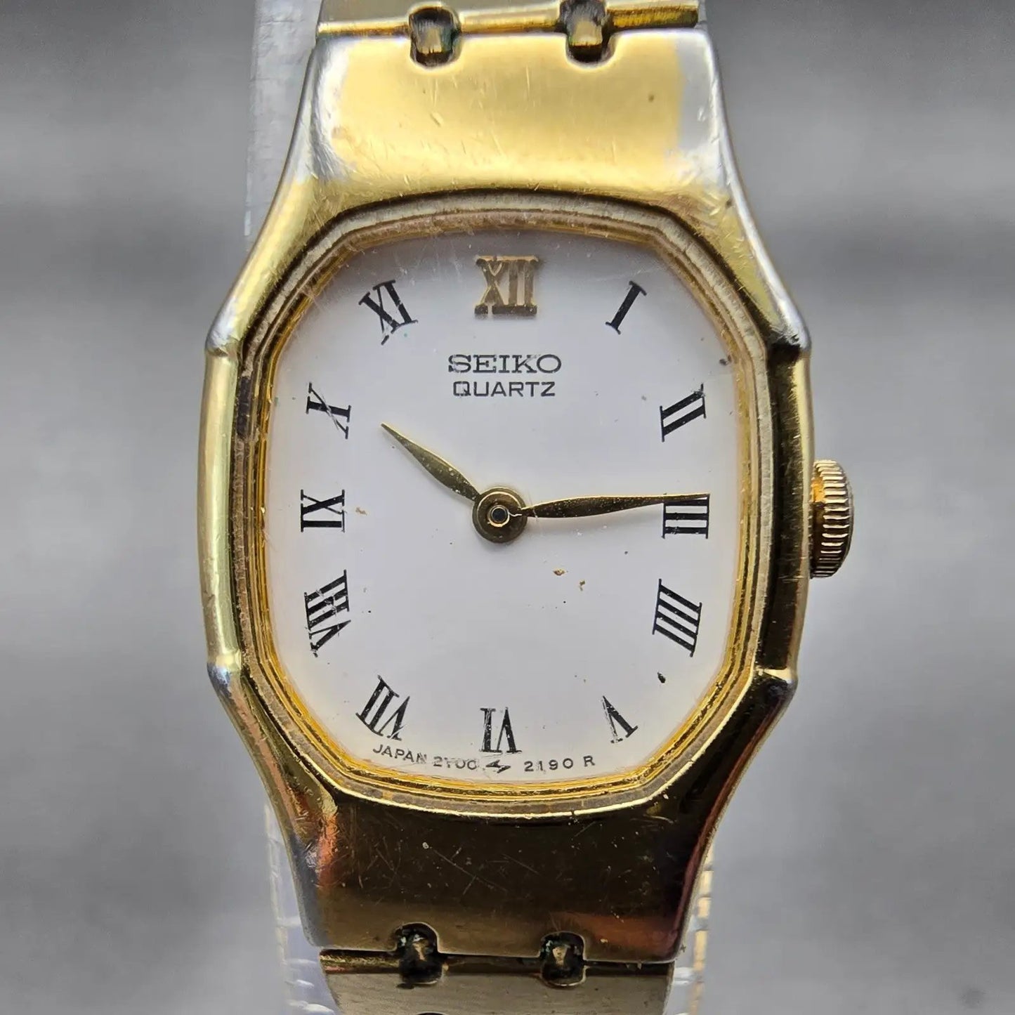 Seiko Tank Watch Women 17mm White Dial Gold Tone Oval 2Y00-5509 New Battery VTG1
