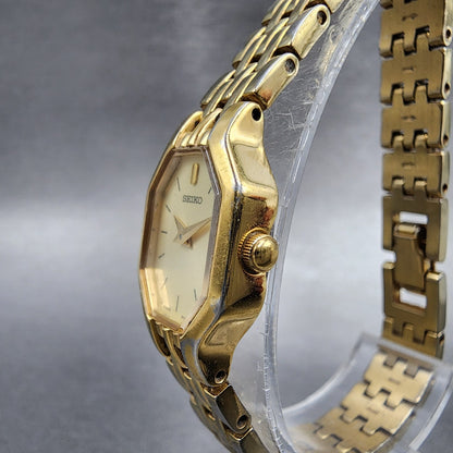 Seiko Watch Women 16mm Champange Dial Gold Tone Hexagon 1N000GT0 New Battery2