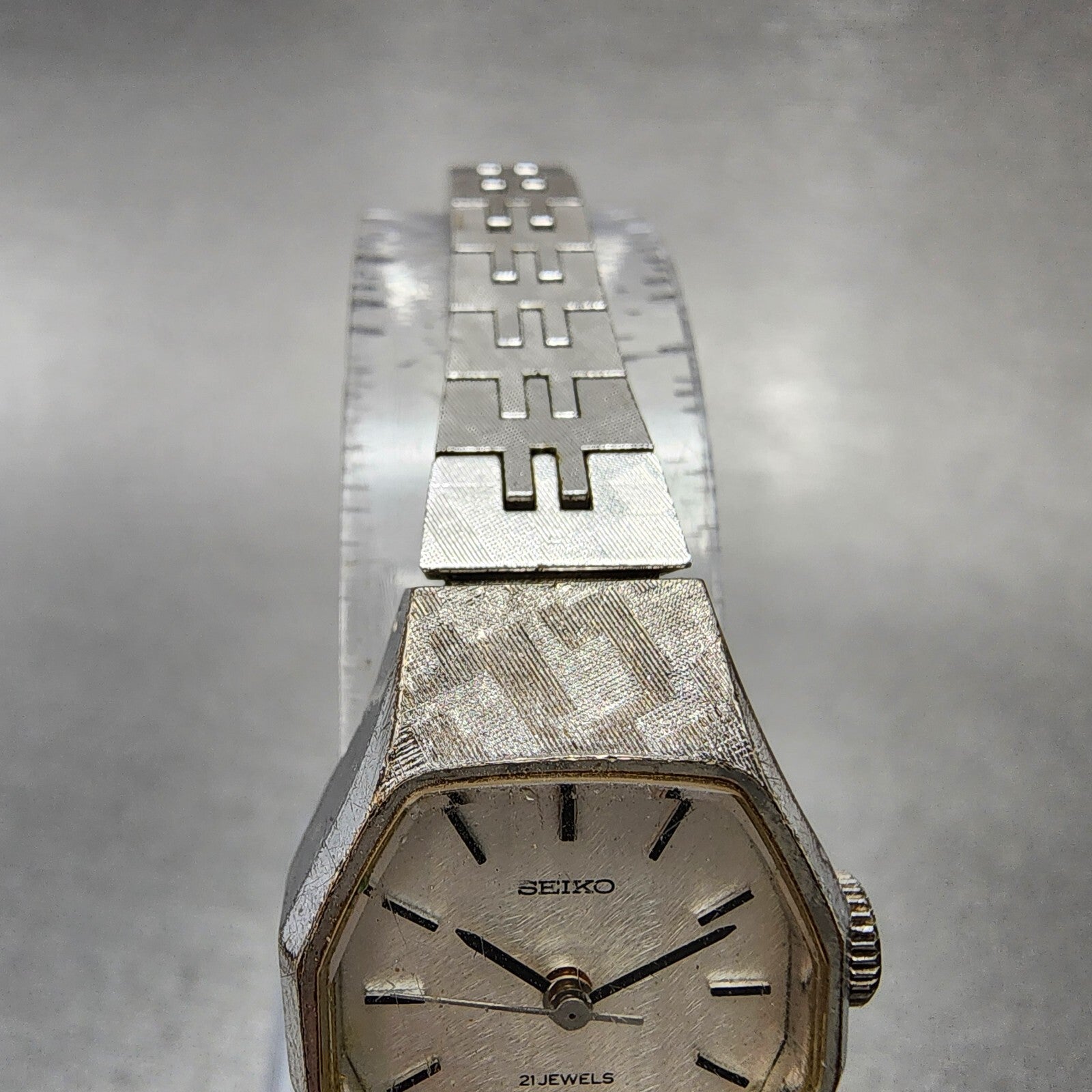 Seiko Watch Women 19mm Silver Dial Silver Tone Manual Octagon 11043390 Runs5