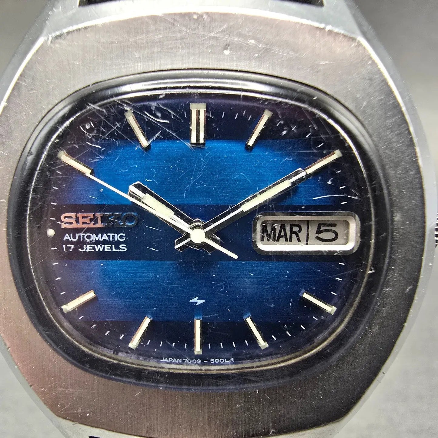 Seiko Automatic Watch Men 39mm Blue Dial Silver Tone Daydate 7009-5008 Runs VTG1