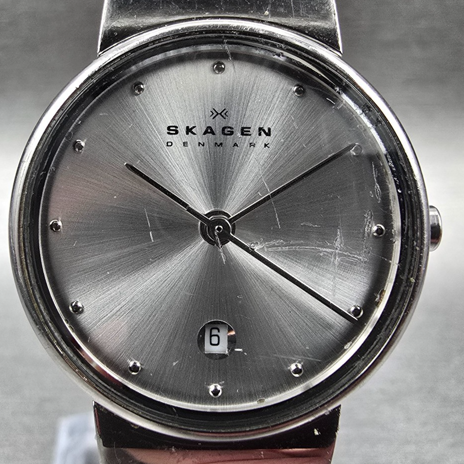 Skagen Watch Women 26mm Silver Dial Silver Tone Date Round 355SSS1 New Battery J1