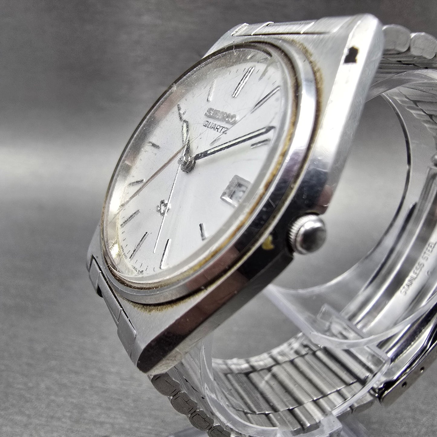 Seiko SQ Watch Men 35mm Silver Dial Silver Tone Date Round 5H22-7A09 PARTS VTG3