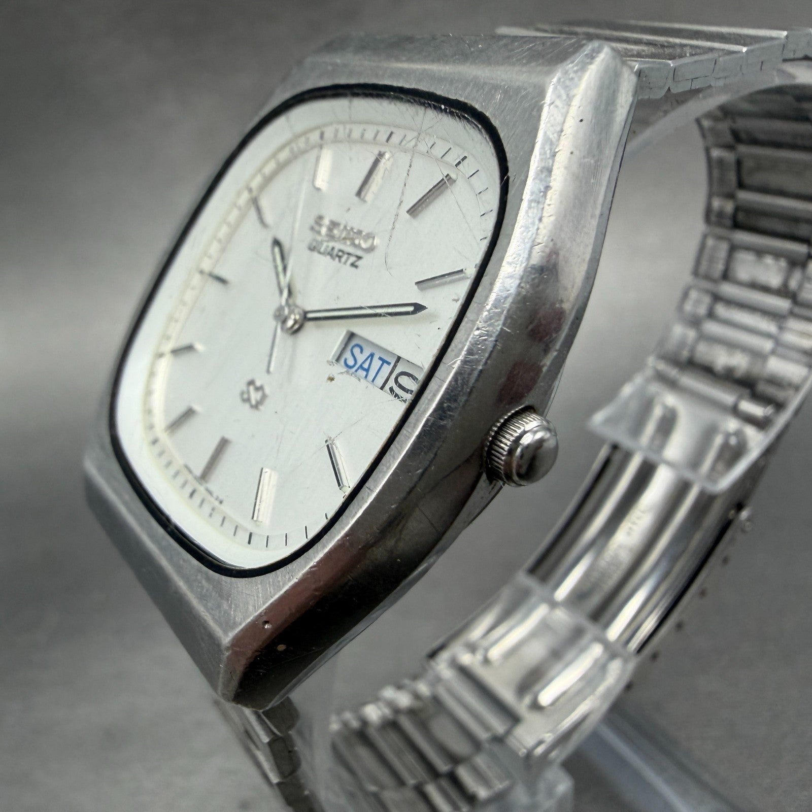 Seiko SQ Watch Men 34mm Silver Dial Silver tone Daydate 8223-5359 New Battery2