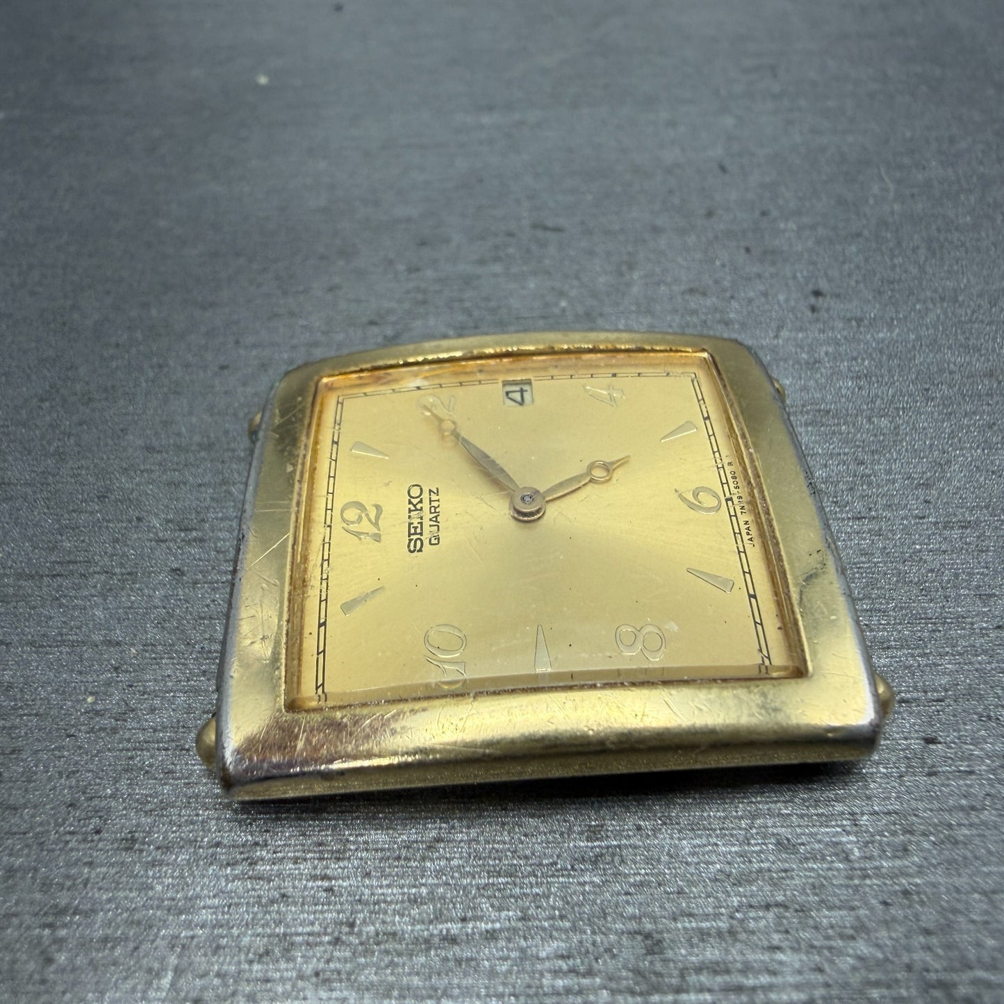 Seiko Tank Watch Men 29mm Champagne Dial Gold Tone Date Rectangle 7N29-5049 PART4
