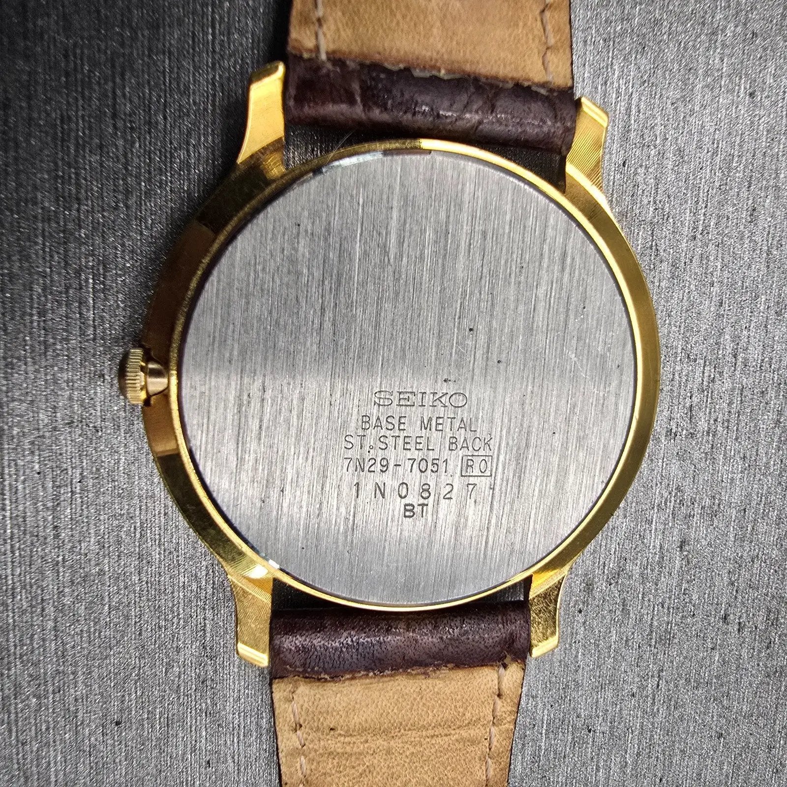 Seiko Watch Men 35mm White Dial Gold Tone Date Round 7N29-7051 New Battery VTG10