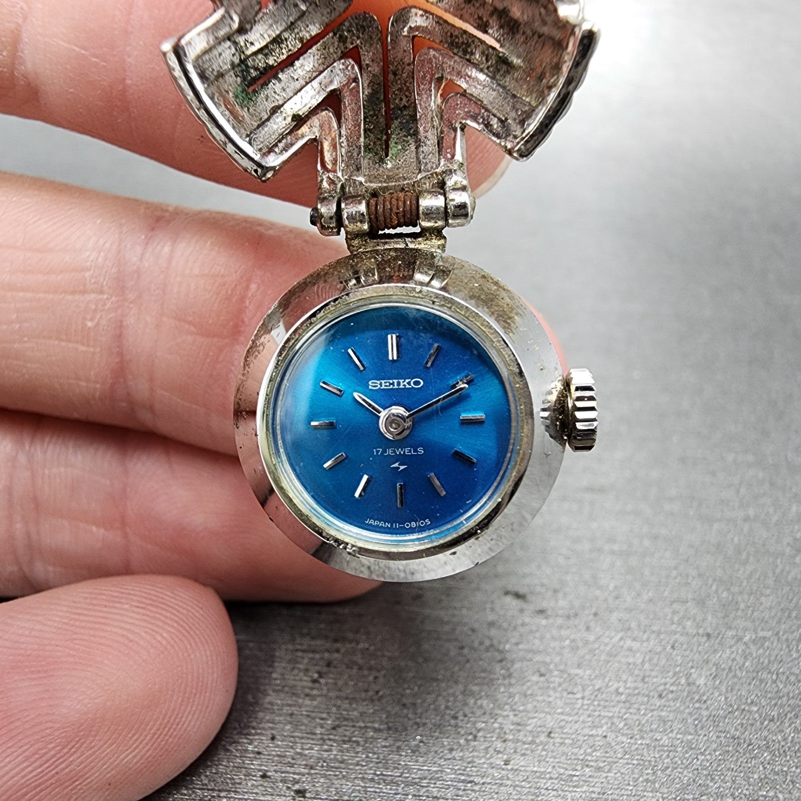 Seiko Ring Watch Women 20mm Blue Dial Silver Tone 110460 Manual Runs0