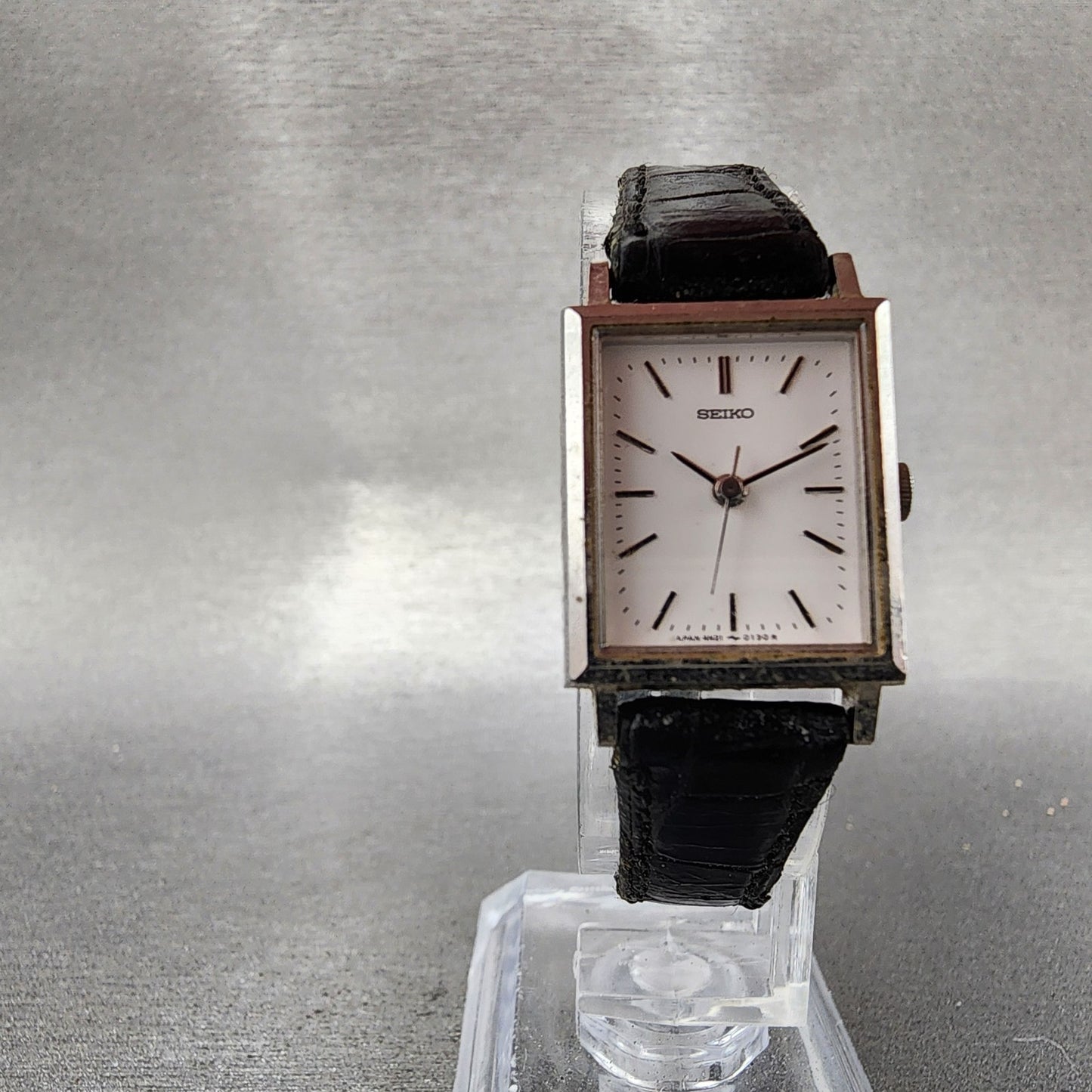 Seiko Tank Watch Women 18mm White Dial Silver Tone 4n215010 New Battery5