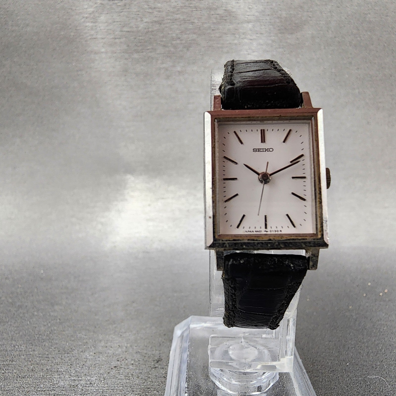 Seiko Tank Watch Women 18mm White Dial Silver Tone 4n215010 New Battery5