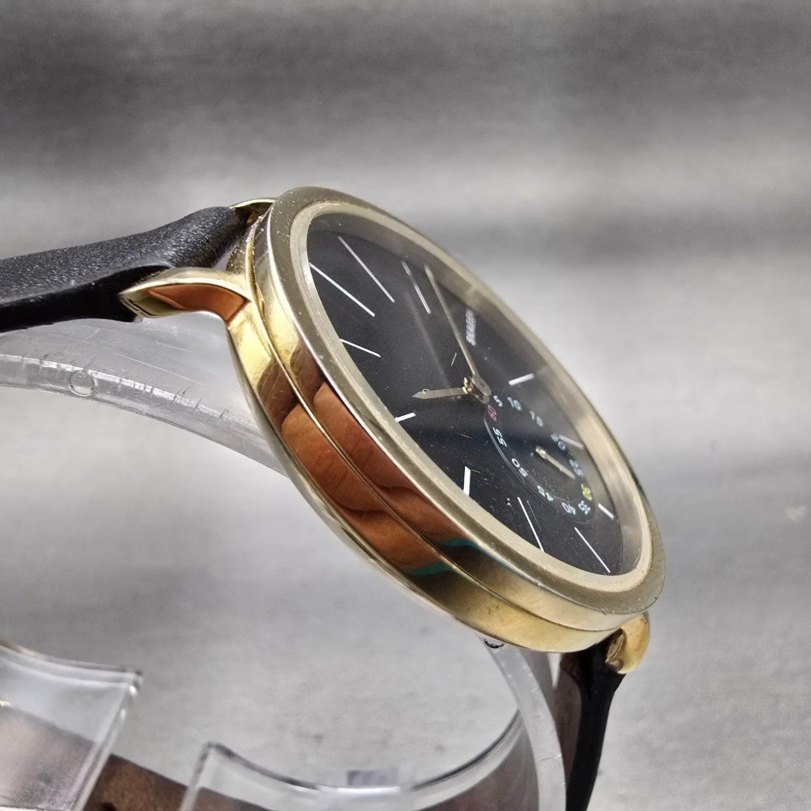 Skagen Hagen Watch Women 34mm Black Dial Gold Tone Round SKW2354 New Battery G3