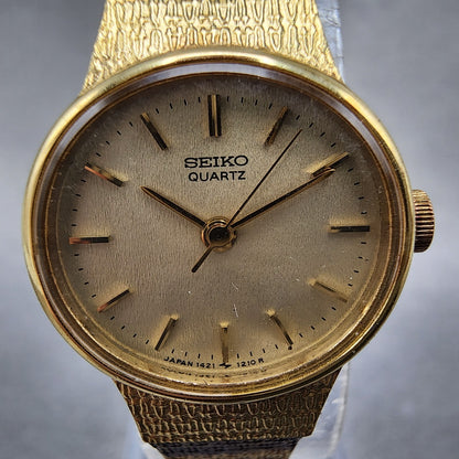 Seiko Watch Women 20mm Champagne Dial Gold Tone Oval 14215710 New Battery1