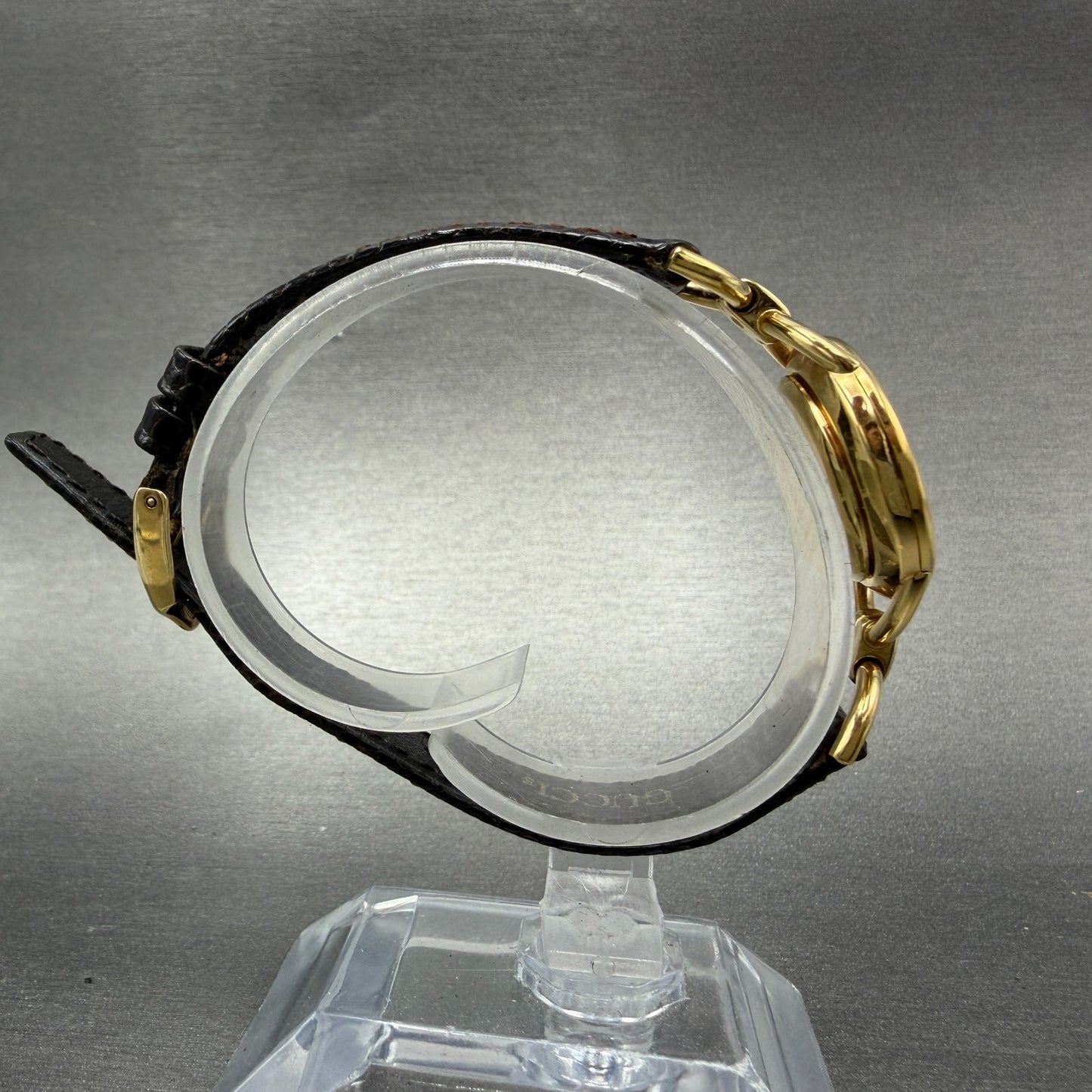 Gucci 6000L Watch Women 23mm Champagne Dial Gold Plated Round Roman PARTS9